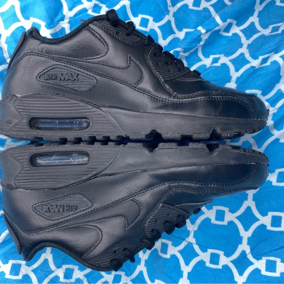Nike women’s size 8.5 Air Max 90 LTR triple black low top athletic sneakers wmns - Picture 7 of 11